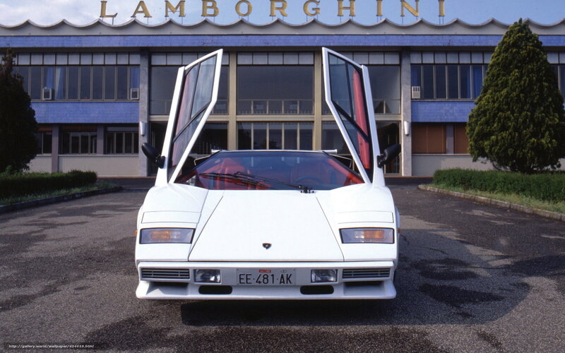 White Lamborghini Countach