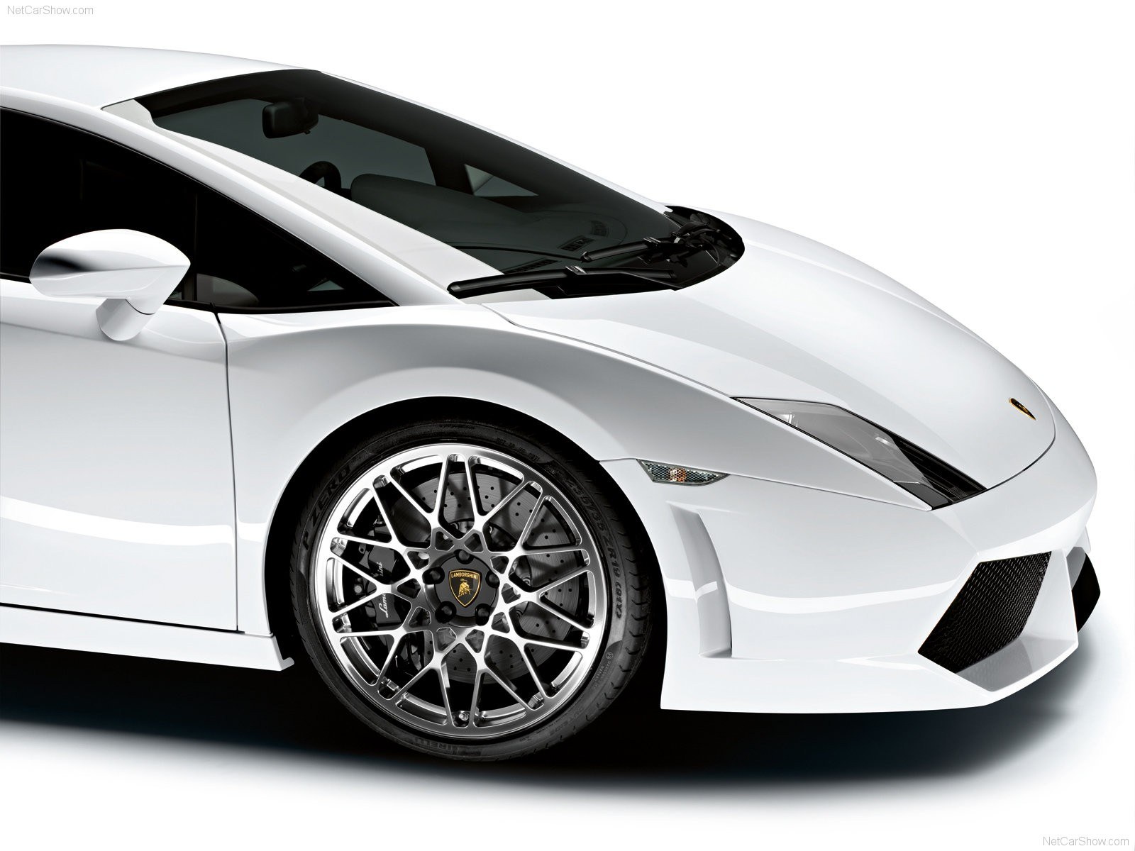 White Lamborghini Gallardo