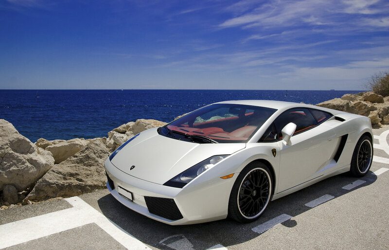 White Lamborghini Gallardo — Serene