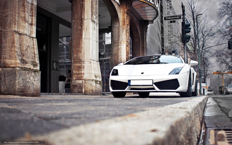 White Lamborghini Gallardo — Urban