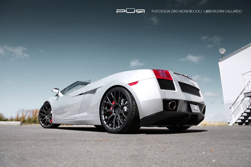 White Lamborghini Gallardo with custom wheels