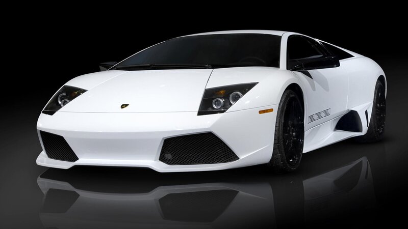 white lamborghini sports car