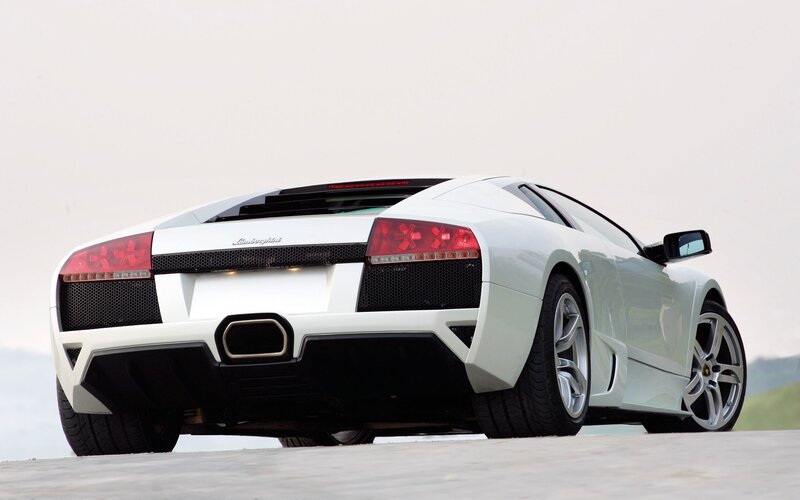 white lamborghini sports car