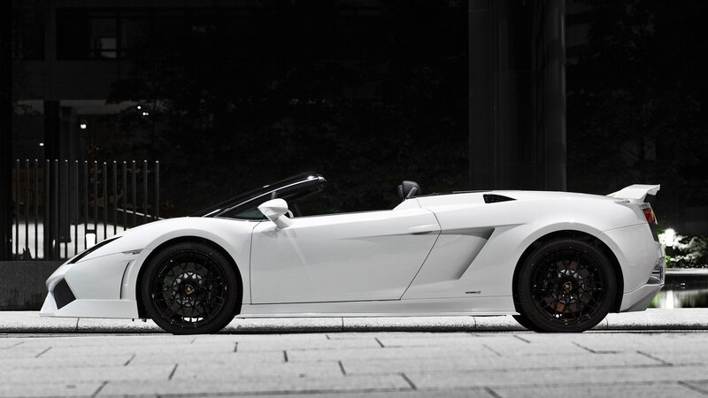white lamborghini sports car