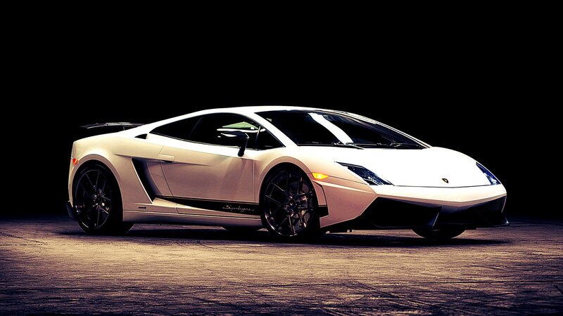 white lamborghini sports car