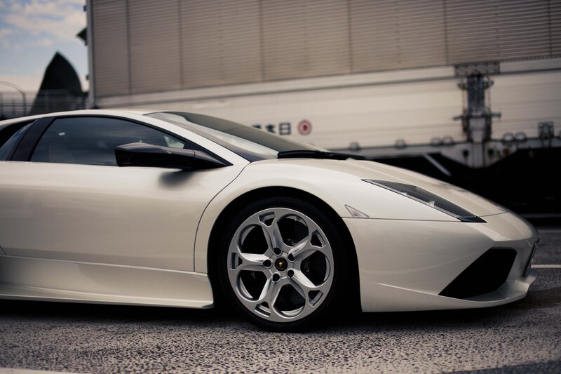 white lamborghini sports car