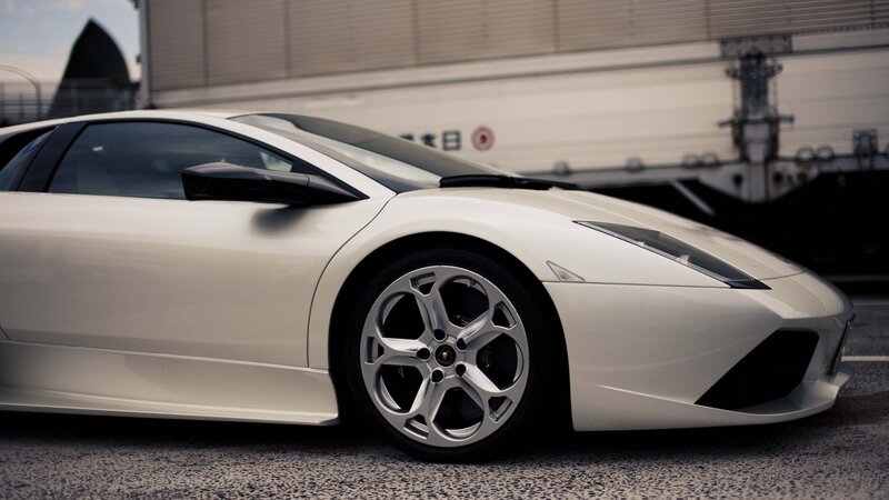 white lamborghini sports car