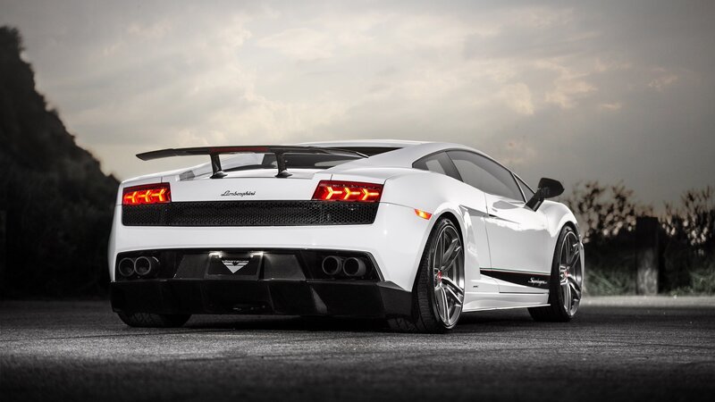 white lamborghini sports car