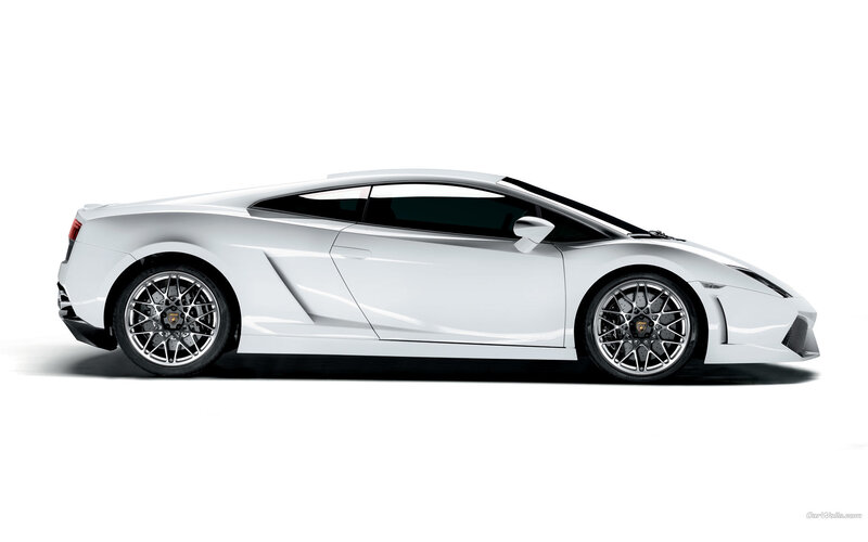 white lamborghini sports car