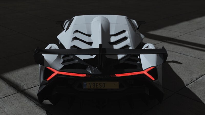 White Lamborghini Veneno
