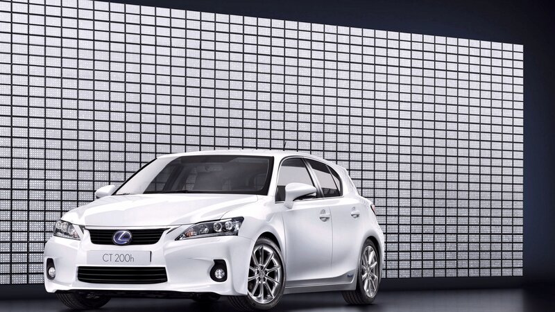 White Lexus CT 200h car
