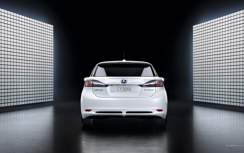 White Lexus CT 200h rear view
