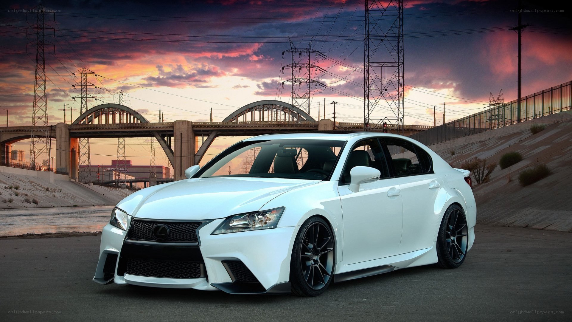 White Lexus GS in urban setting