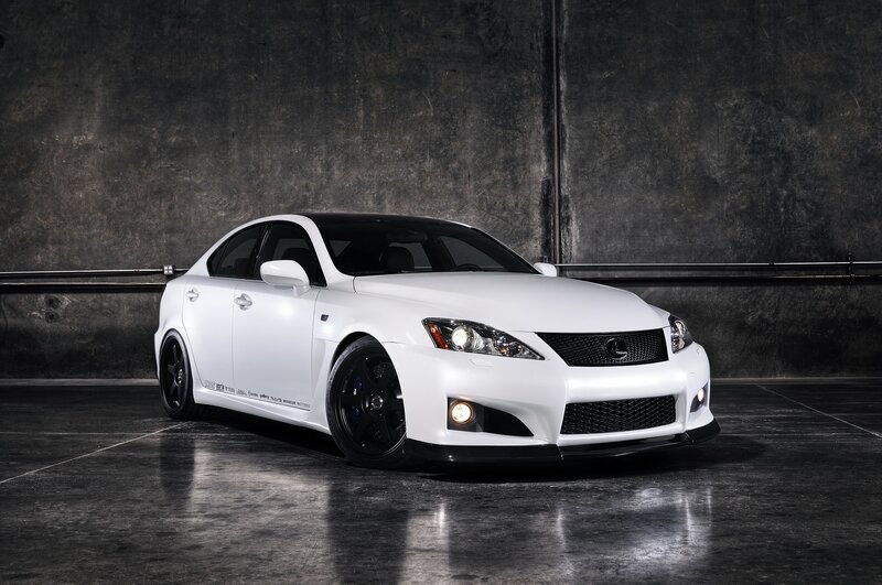 White Lexus Is250c — Dramatic