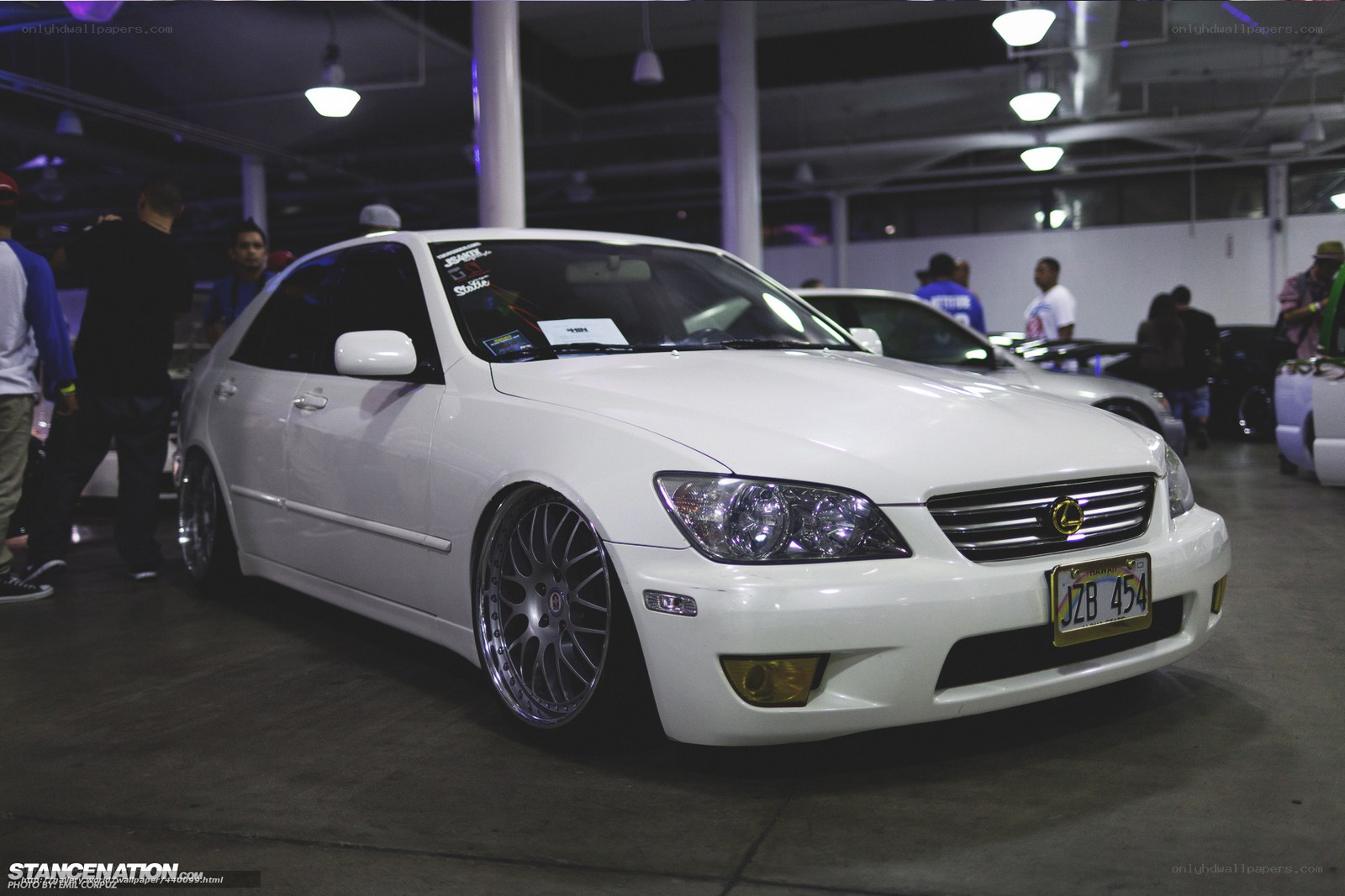 White Lexus IS300 at car show