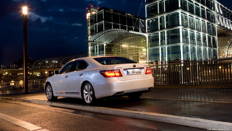 White Lexus Ls Sedan — Dramatic