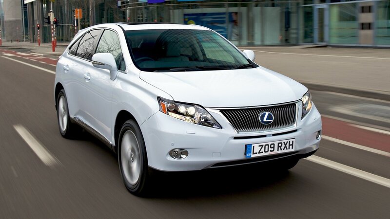 White Lexus RX in motion