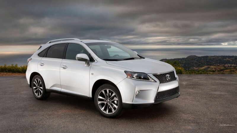 White Lexus Rx Suv — Dramatic