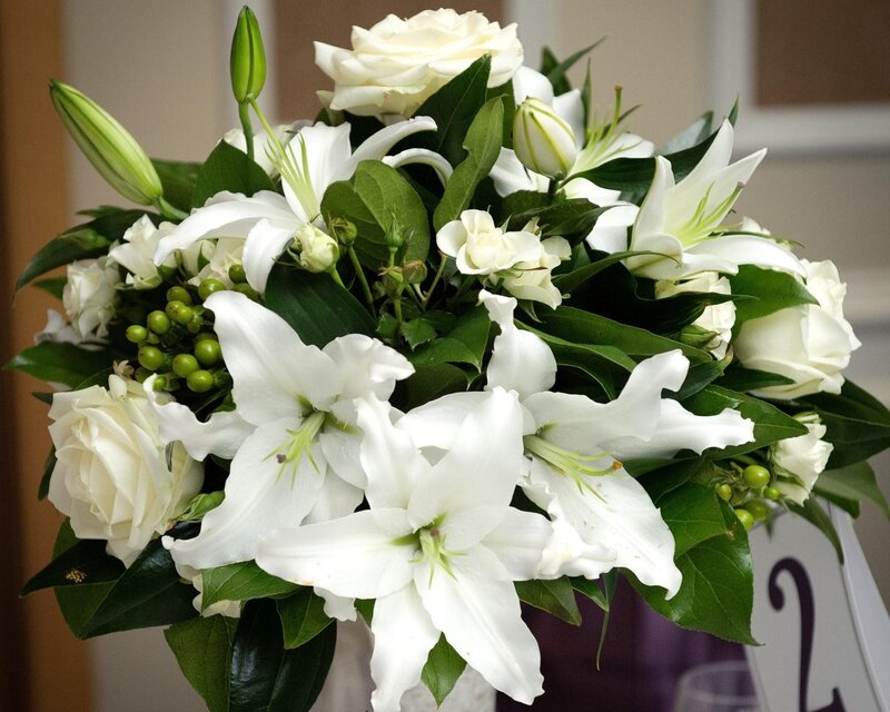white lilies and roses bouquet