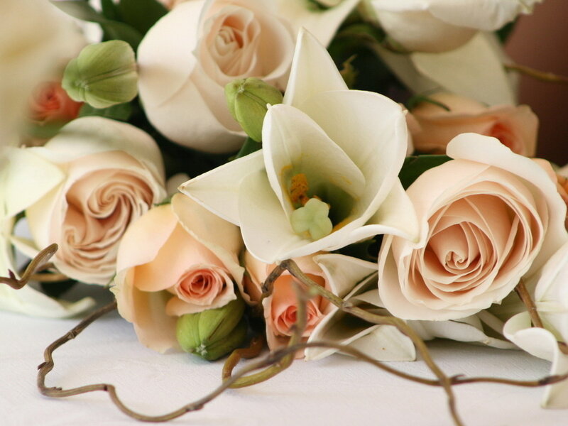 White Lilies and Roses — Serene