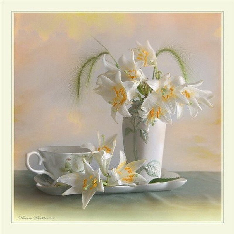 White lilies in a vase
