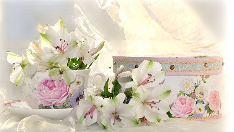 White Lilies in Teacup