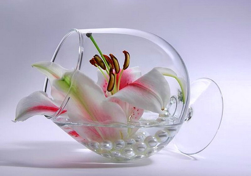 White Lily in Glass Bowl