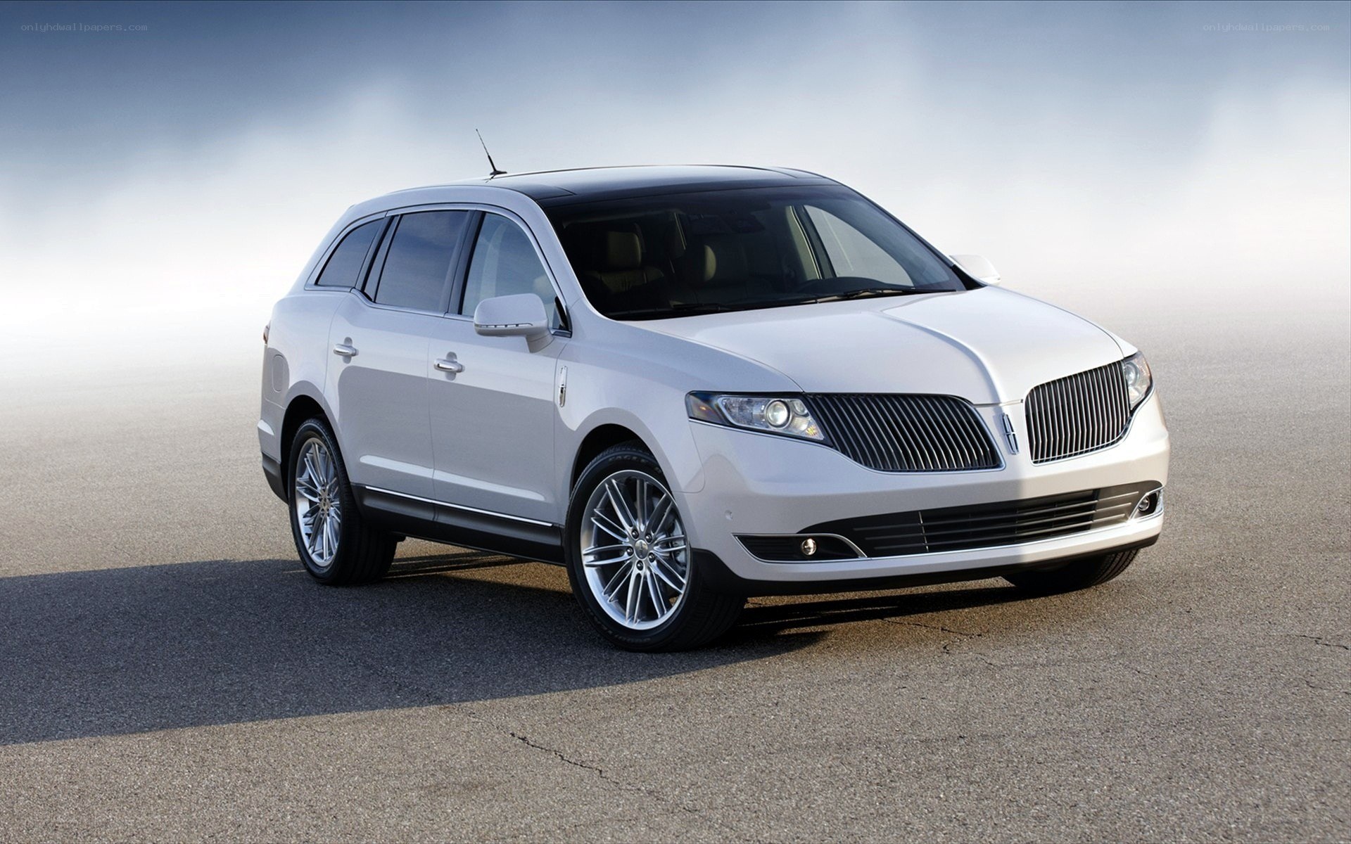 white lincoln mkx suv
