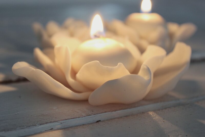 White Lotus Candle