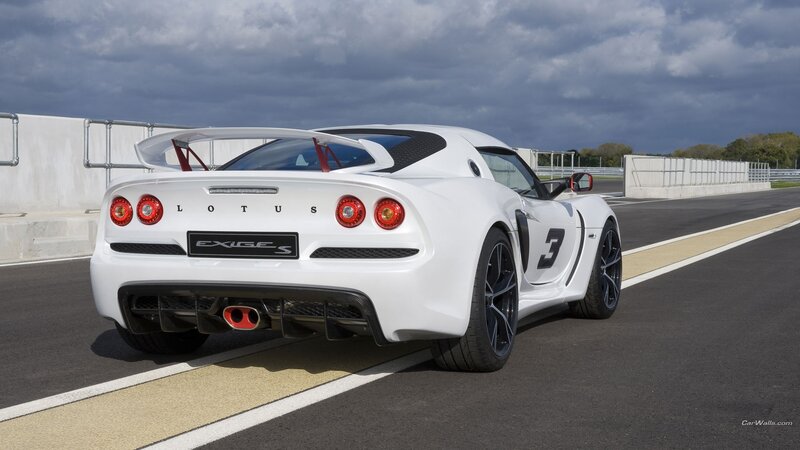 White Lotus Exige S — Dramatic