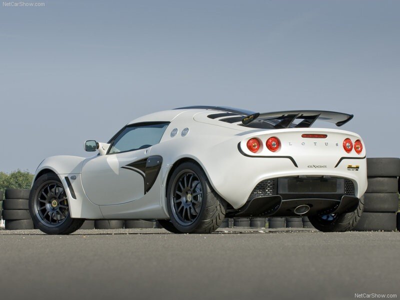 white lotus exige sports car