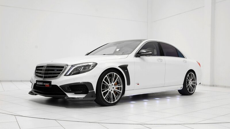 White Luxury Sedan — Neutral, Photograph