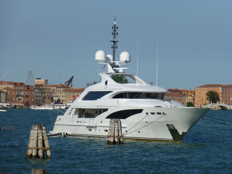 White Luxury Yacht — Blue
