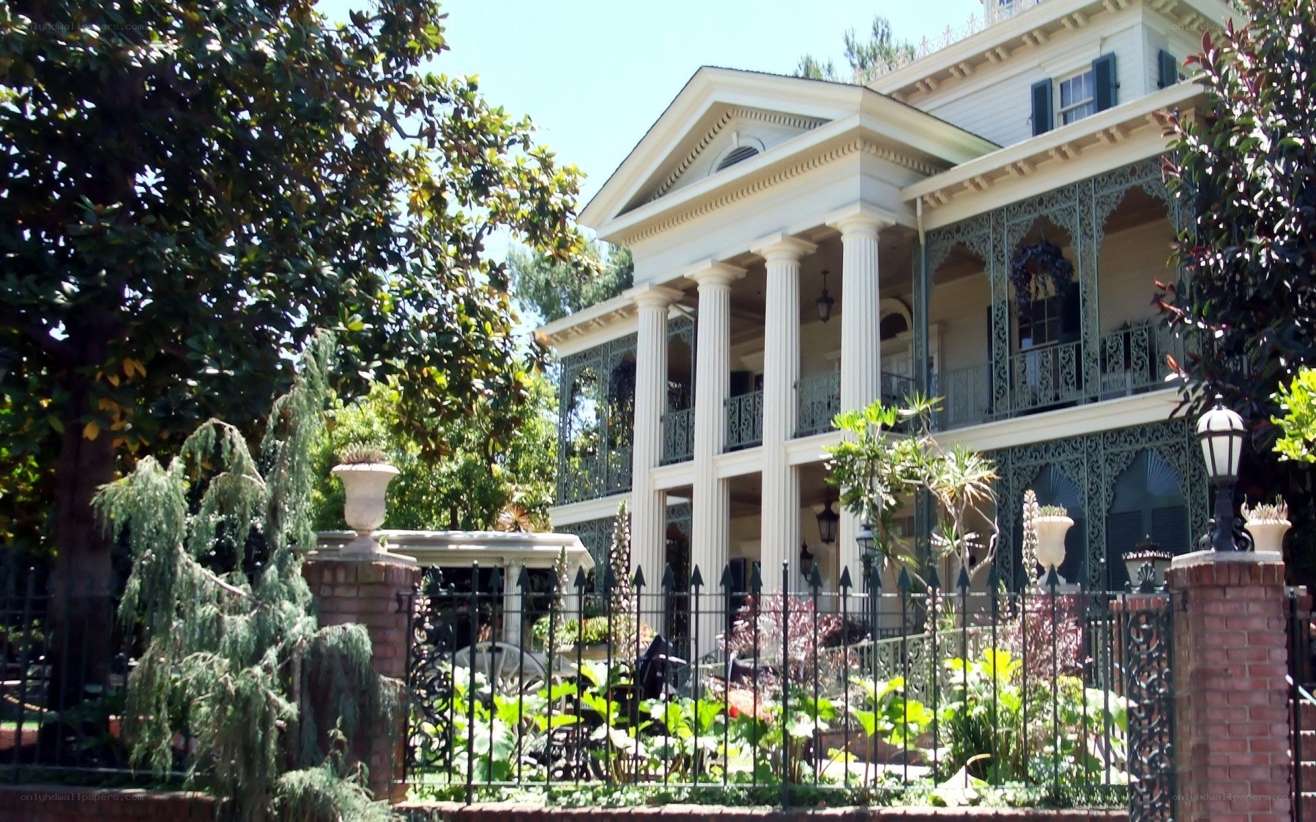 white mansion with columns
