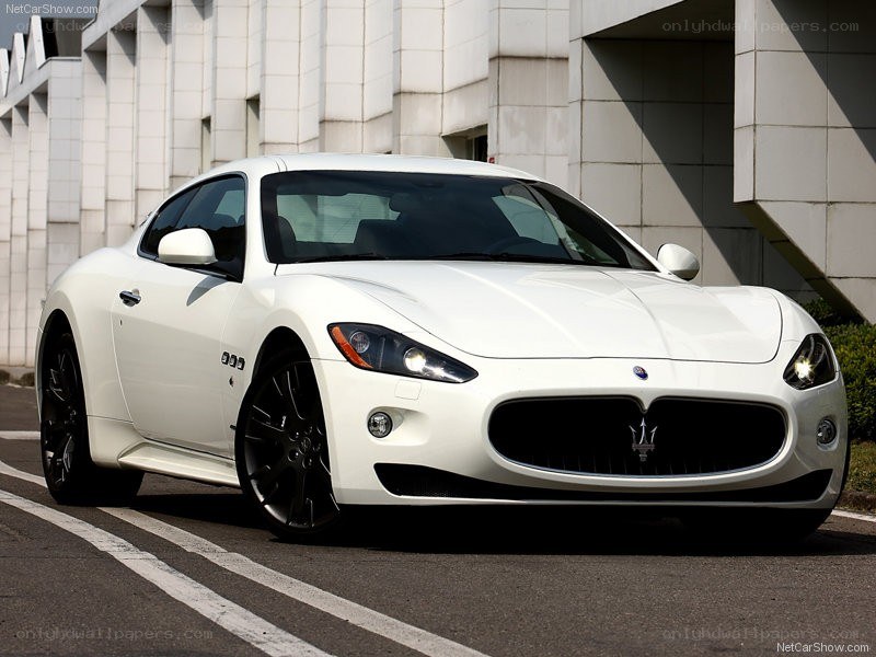 white maserati coupe