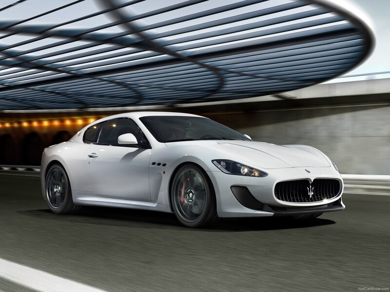 White Maserati GranTurismo in motion