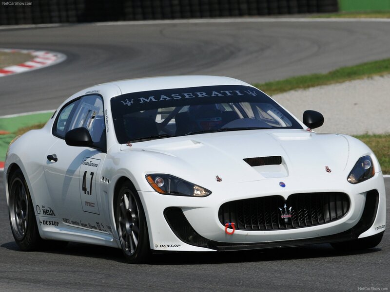 White Maserati GranTurismo MC on track