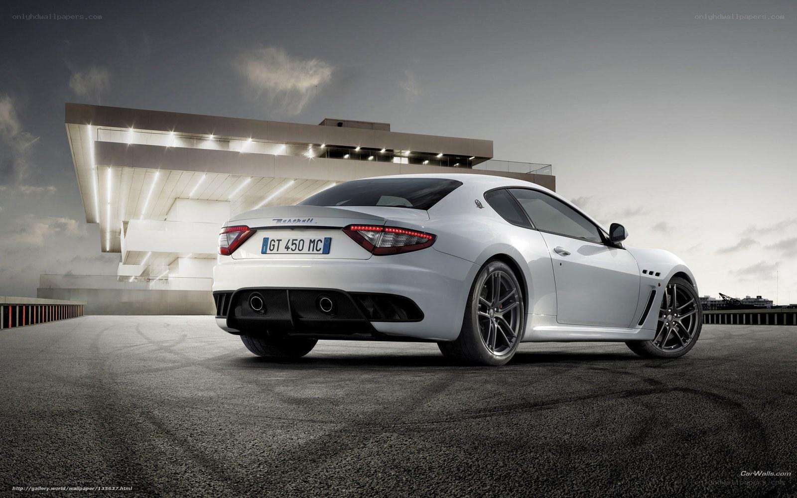 White Maserati GT 450 MC