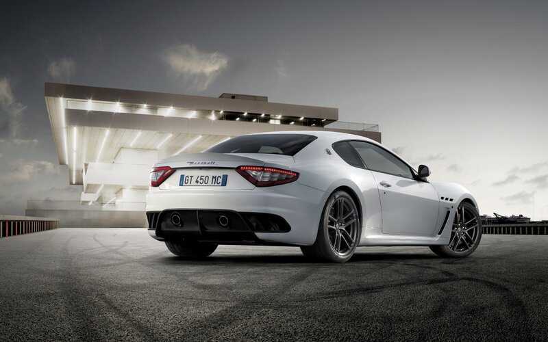 White Maserati GT — Dramatic