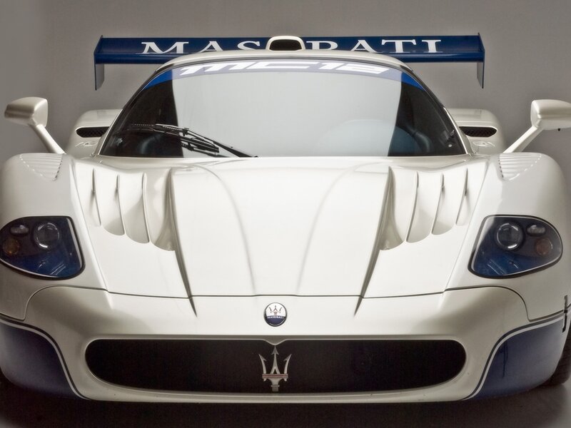 White Maserati MC12