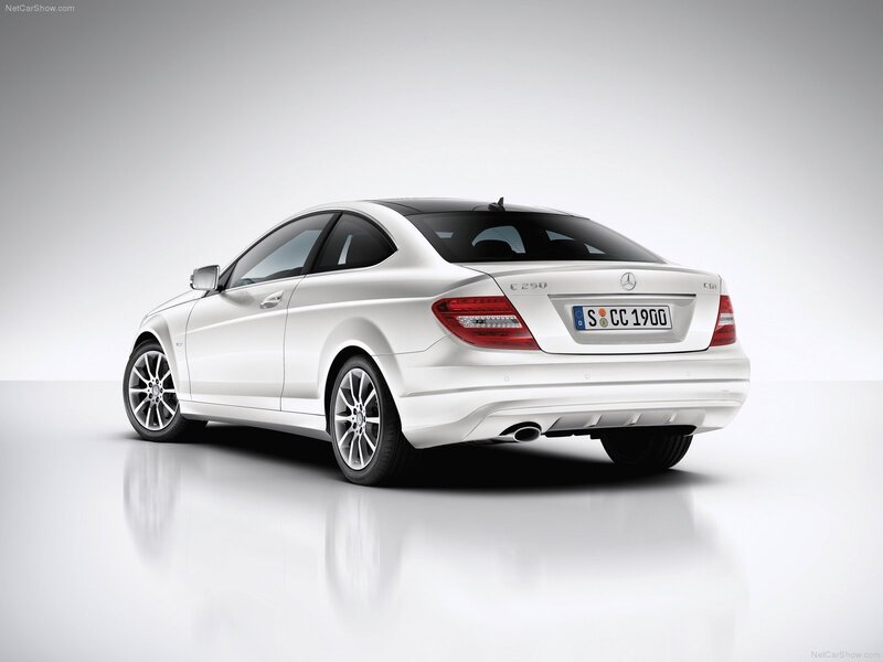 White Mercedes-Benz C250 Coupe