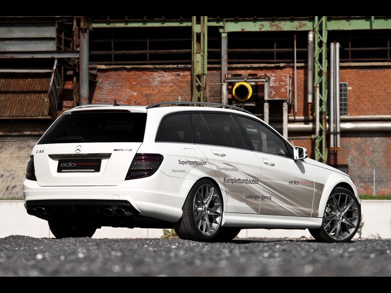 white mercedes-benz c63 amg station wagon