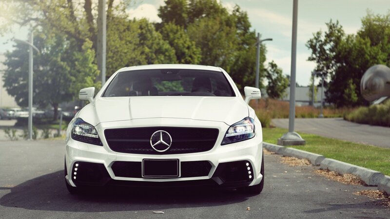 white mercedes-benz car
