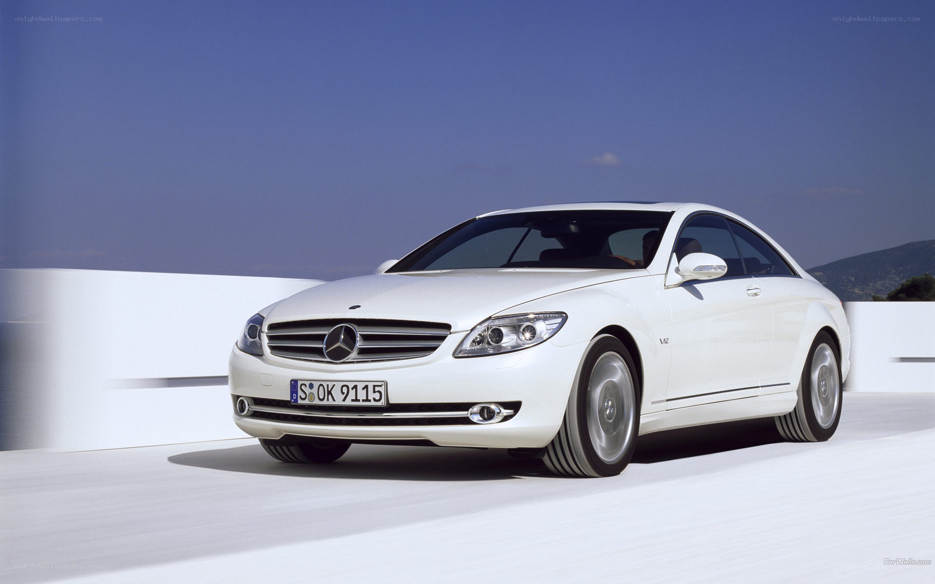 White Mercedes-Benz CL-Class