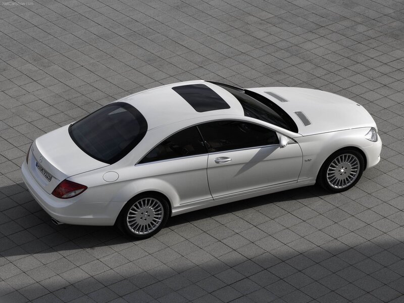white mercedes-benz cl500