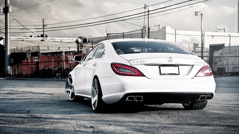 White Mercedes-benz Cls — Dramatic