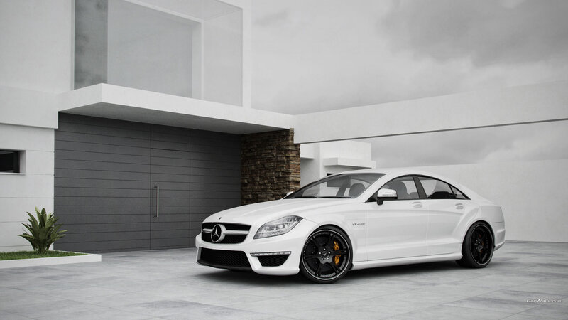 White Mercedes-Benz CLS63 AMG