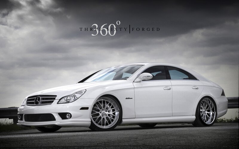 White Mercedes-Benz CLS63 AMG