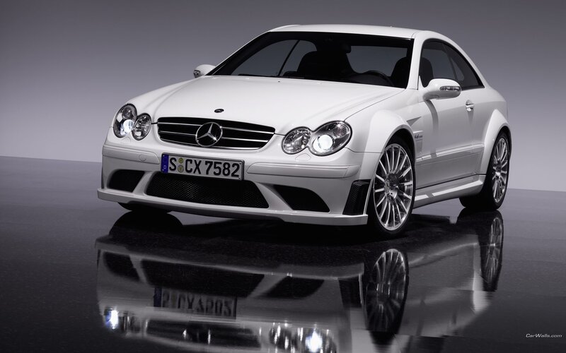 white mercedes-benz cls63 amg