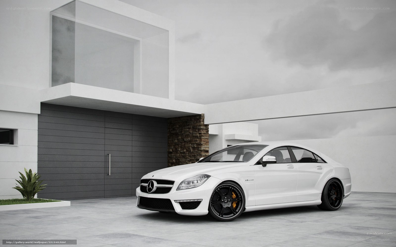 White Mercedes-Benz CLS63 AMG